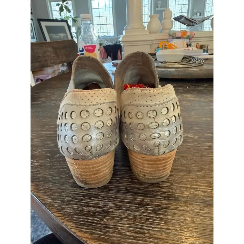 Rebel Cream & Silver Leather Low Festival Boho Ankle Booties sz 6 - Picture 5 of 6